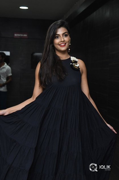 Anisha-Ambrose-At-Vunnadhi-Okate-Zindagi-Movie-Audio-Launch